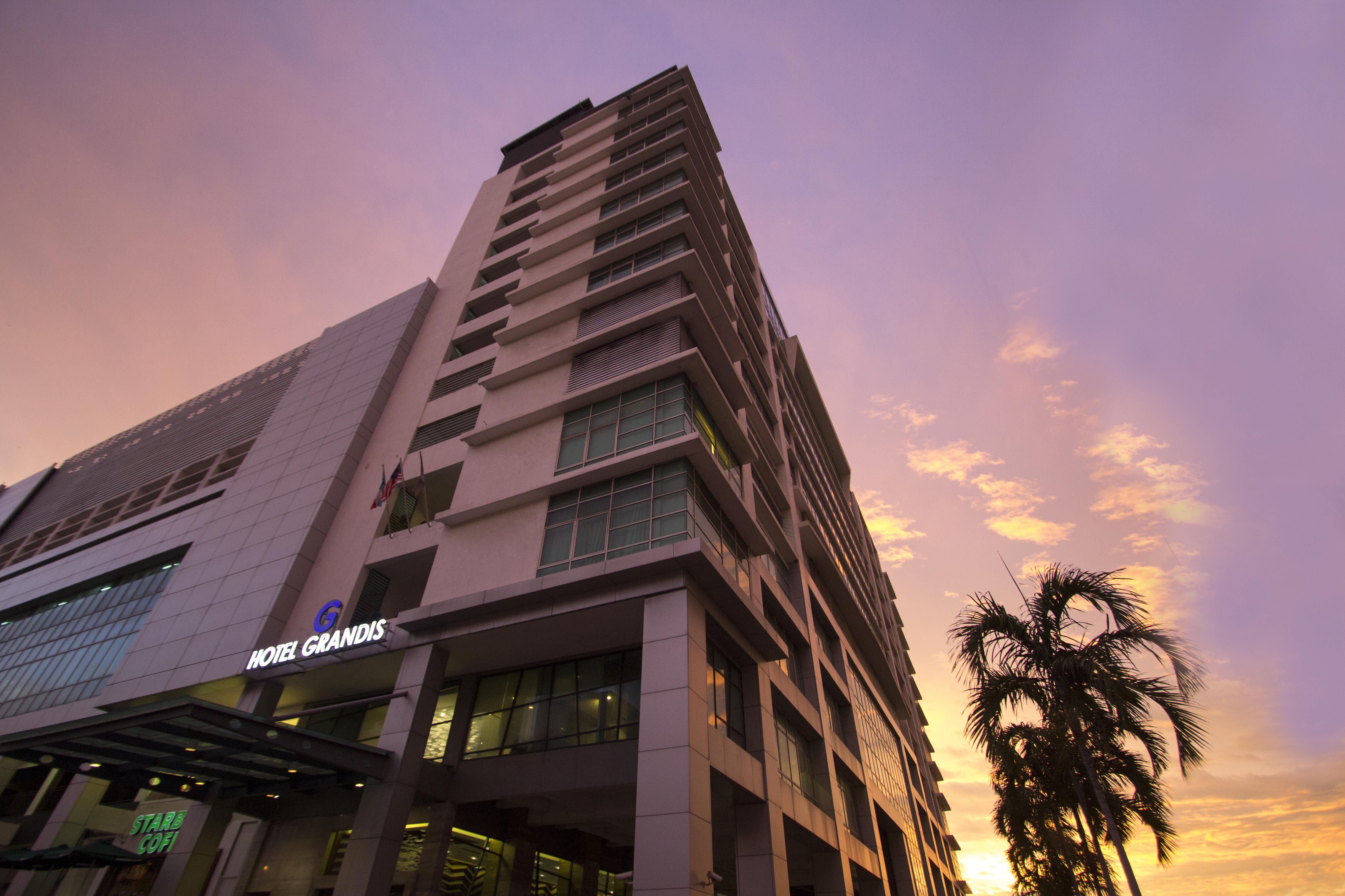 Grandis Hotels And Resorts Кота Кинабалу Екстериор снимка